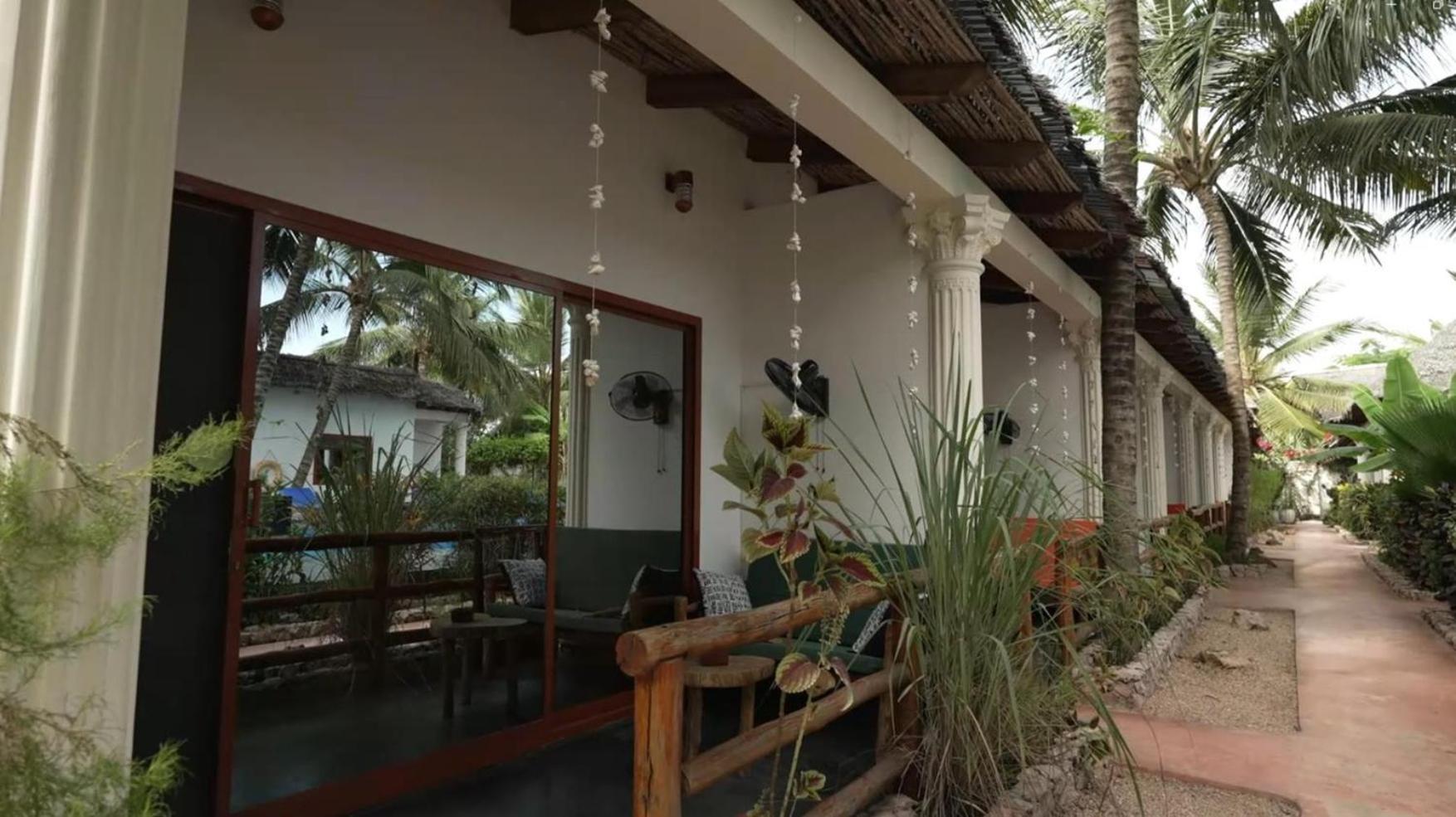 Little Pompeji Boutique Hotel - Adults Only Jambiani  Exterior photo